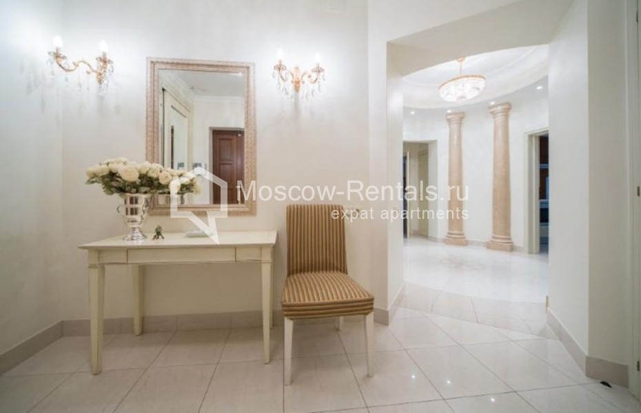 Photo #12 3-room (2 BR) apartment for <a href="http://moscow-rentals.ru/en/articles/long-term-rent" target="_blank">a long-term</a> rent
 in Russia, Moscow, Malaya Bronnaya str, 44