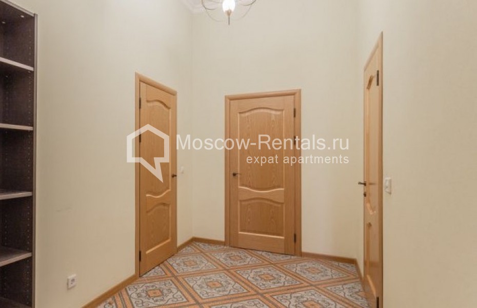 Photo #21 4-room (3 BR) apartment for <a href="http://moscow-rentals.ru/en/articles/long-term-rent" target="_blank">a long-term</a> rent
 in Russia, Moscow, Milutinsky lane, 3