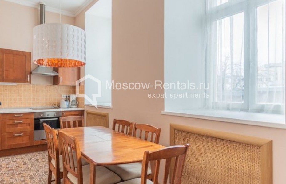 Photo #5 4-room (3 BR) apartment for <a href="http://moscow-rentals.ru/en/articles/long-term-rent" target="_blank">a long-term</a> rent
 in Russia, Moscow, Milutinsky lane, 3