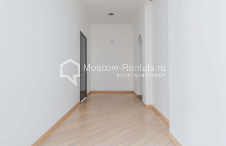 Photo #9 4-room (3 BR) apartment for <a href="http://moscow-rentals.ru/en/articles/long-term-rent" target="_blank">a long-term</a> rent
 in Russia, Moscow, Arbat str, 32