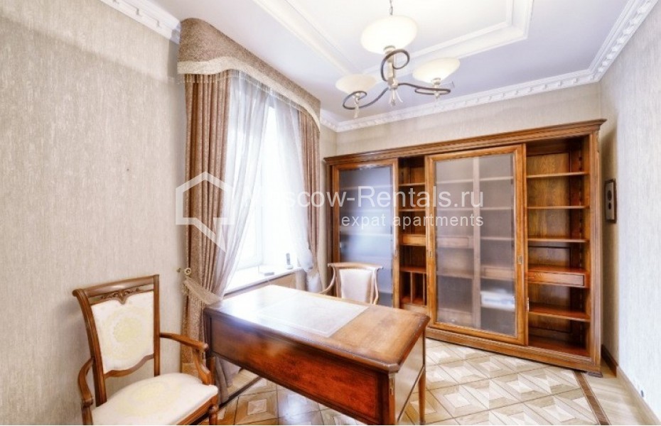 Photo #12 5-room (4 BR) apartment for <a href="http://moscow-rentals.ru/en/articles/long-term-rent" target="_blank">a long-term</a> rent
 in Russia, Moscow, Malyi Kislovskyi lane, 7