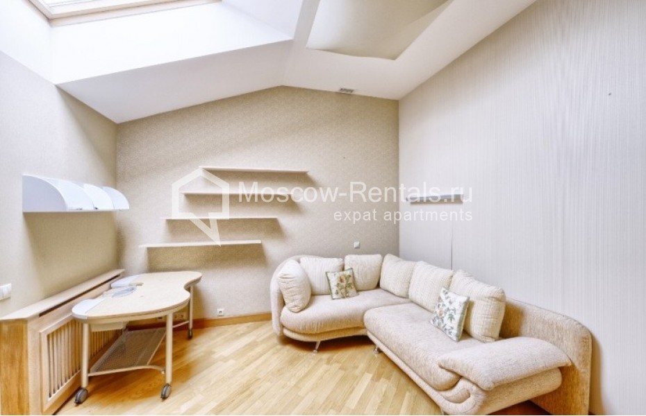 Photo #10 5-room (4 BR) apartment for <a href="http://moscow-rentals.ru/en/articles/long-term-rent" target="_blank">a long-term</a> rent
 in Russia, Moscow, Malyi Kislovskyi lane, 7