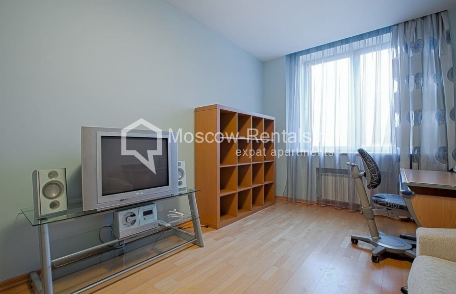 Photo #2 3-room (2 BR) apartment for <a href="http://moscow-rentals.ru/en/articles/long-term-rent" target="_blank">a long-term</a> rent
 in Russia, Moscow, Zvenigorodskaya str, 8 К 1