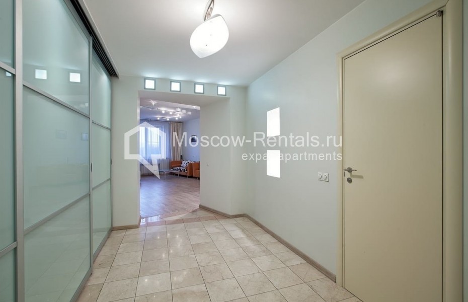 Photo #19 3-room (2 BR) apartment for <a href="http://moscow-rentals.ru/en/articles/long-term-rent" target="_blank">a long-term</a> rent
 in Russia, Moscow, Zvenigorodskaya str, 8 К 1