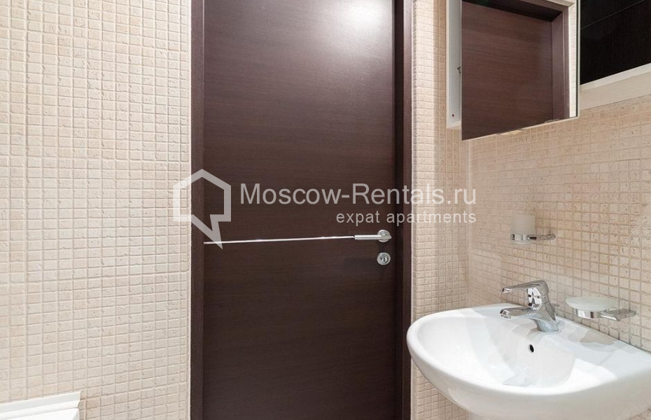 Photo #17 4-room (3 BR) apartment for <a href="http://moscow-rentals.ru/en/articles/long-term-rent" target="_blank">a long-term</a> rent
 in Russia, Moscow, Trubnikovskyi lane, 13 с 1
