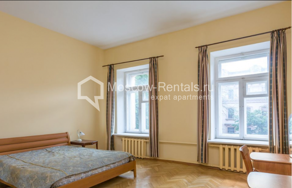 Photo #10 4-room (3 BR) apartment for <a href="http://moscow-rentals.ru/en/articles/long-term-rent" target="_blank">a long-term</a> rent
 in Russia, Moscow, Romanov lane, 3 С 7