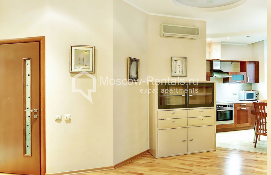 Photo #2 3-room (2 BR) apartment for <a href="http://moscow-rentals.ru/en/articles/long-term-rent" target="_blank">a long-term</a> rent
 in Russia, Moscow, Shabolovka str, 23к1