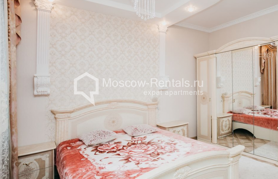 Photo #9 3-room (2 BR) apartment for <a href="http://moscow-rentals.ru/en/articles/long-term-rent" target="_blank">a long-term</a> rent
 in Russia, Moscow, 2nd Samarinskaya str, 4