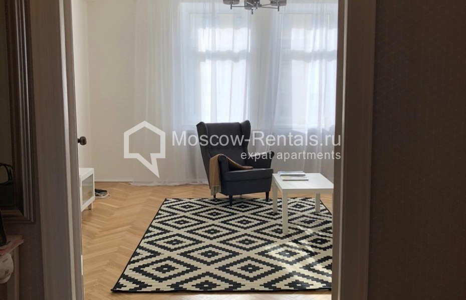 Photo #2 2-room (1 BR) apartment for <a href="http://moscow-rentals.ru/en/articles/long-term-rent" target="_blank">a long-term</a> rent
 in Russia, Moscow, Tverskaya str, 6 с 1