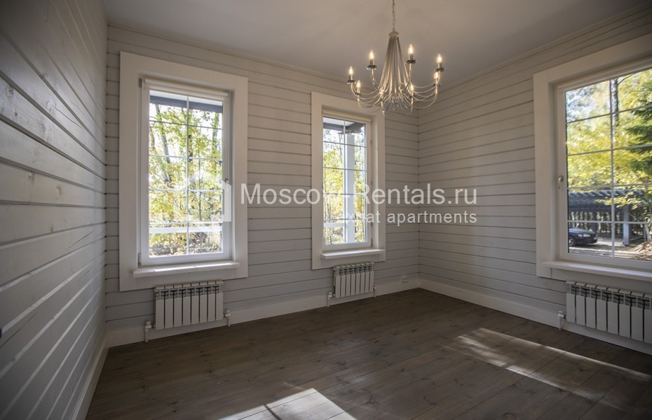 Photo #7 House for <a href="http://moscow-rentals.ru/en/articles/long-term-rent" target="_blank">a long-term</a> rent
 in Russia, Moscow, Palitsy village