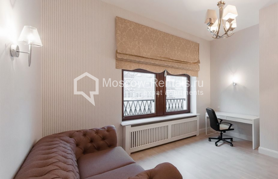 Photo #6 4-room (3 BR) apartment for <a href="http://moscow-rentals.ru/en/articles/long-term-rent" target="_blank">a long-term</a> rent
 in Russia, Moscow, 2nd Frunzenskaya str, 8