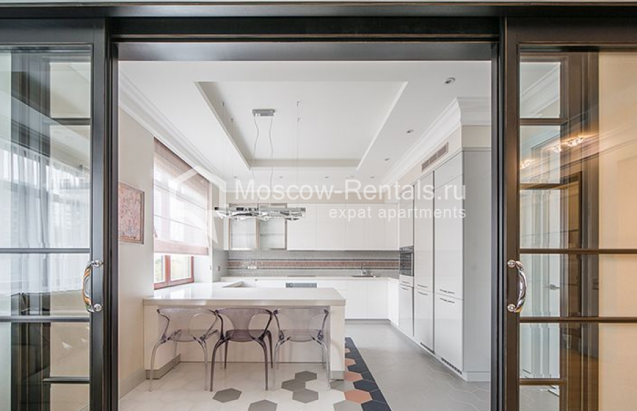 Photo #7 3-room (2 BR) apartment for <a href="http://moscow-rentals.ru/en/articles/long-term-rent" target="_blank">a long-term</a> rent
 in Russia, Moscow, Trubetskaya str, 10