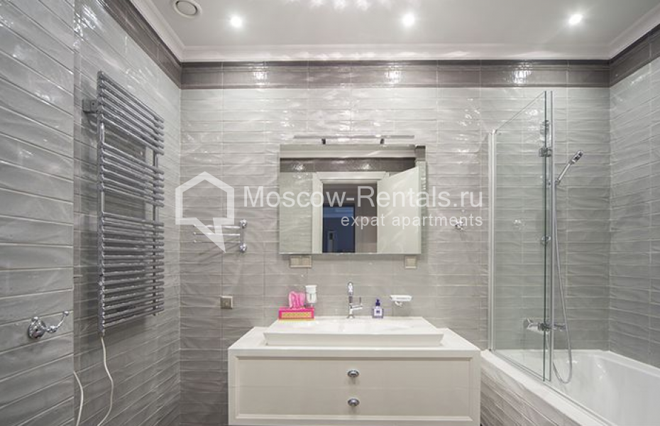 Photo #13 3-room (2 BR) apartment for <a href="http://moscow-rentals.ru/en/articles/long-term-rent" target="_blank">a long-term</a> rent
 in Russia, Moscow, Trubetskaya str, 10