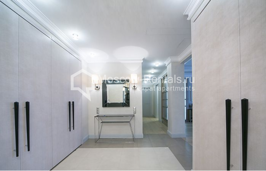 Photo #16 3-room (2 BR) apartment for <a href="http://moscow-rentals.ru/en/articles/long-term-rent" target="_blank">a long-term</a> rent
 in Russia, Moscow, Trubetskaya str, 10