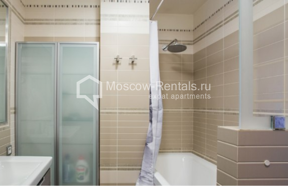 Photo #13 4-room (3 BR) apartment for <a href="http://moscow-rentals.ru/en/articles/long-term-rent" target="_blank">a long-term</a> rent
 in Russia, Moscow, Krivoarbatskyi lane, 8 С 2