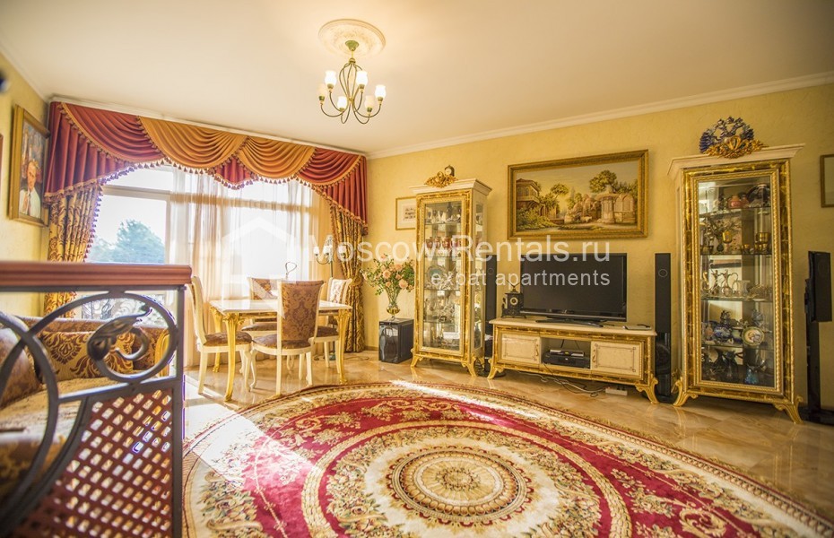 Photo #15 House for <a href="http://moscow-rentals.ru/en/articles/long-term-rent" target="_blank">a long-term</a> rent
 in Russia, Moscow, Flora Assosiation, Istra region