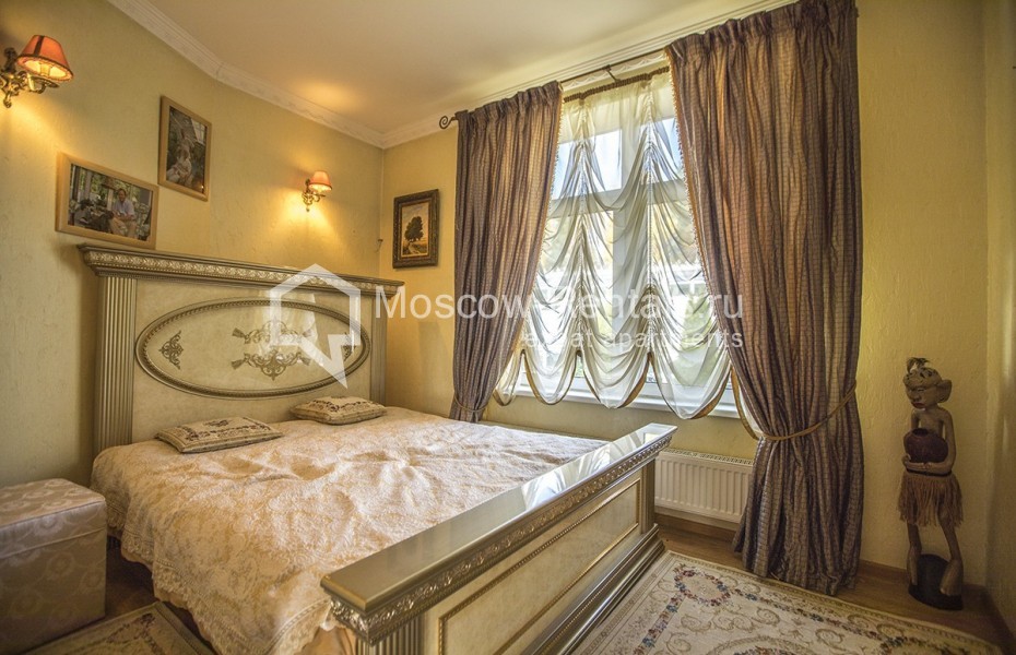 Photo #16 House for <a href="http://moscow-rentals.ru/en/articles/long-term-rent" target="_blank">a long-term</a> rent
 in Russia, Moscow, Flora Assosiation, Istra region