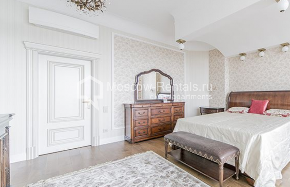 Photo #14 5-room (4 BR) apartment for <a href="http://moscow-rentals.ru/en/articles/long-term-rent" target="_blank">a long-term</a> rent
 in Russia, Moscow, Shabolovka str, 10 к 1