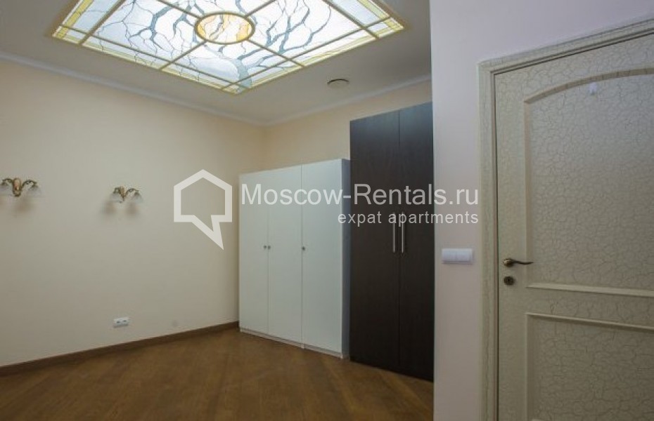 Photo #5 4-room (3 BR) apartment for <a href="http://moscow-rentals.ru/en/articles/long-term-rent" target="_blank">a long-term</a> rent
 in Russia, Moscow, Beregovaya str, 4
