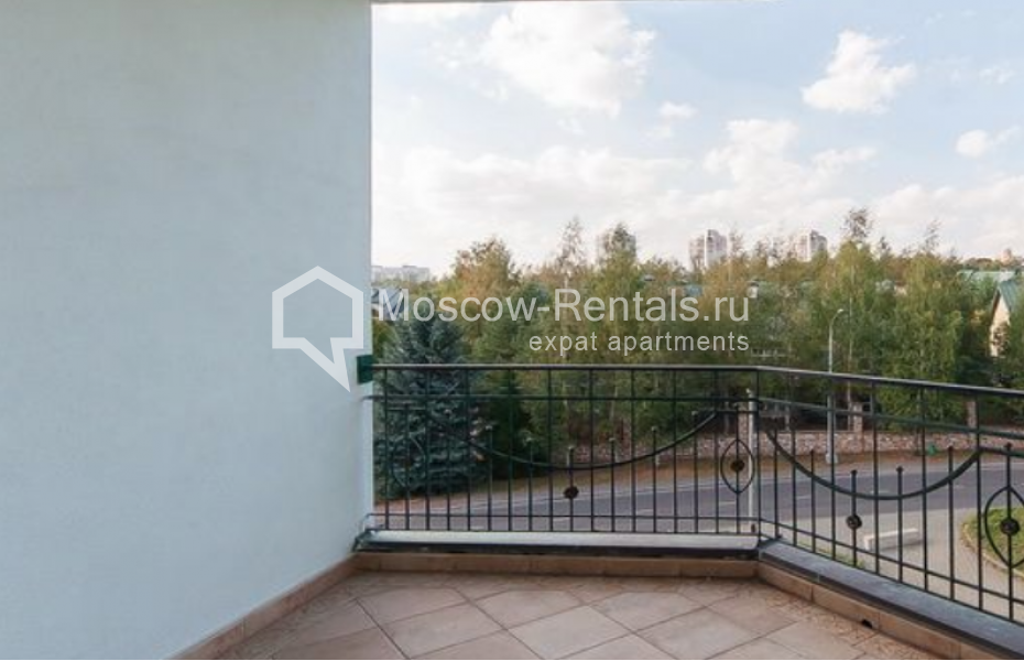 Photo #13 4-room (3 BR) apartment for <a href="http://moscow-rentals.ru/en/articles/long-term-rent" target="_blank">a long-term</a> rent
 in Russia, Moscow, Beregovaya str, 4К2