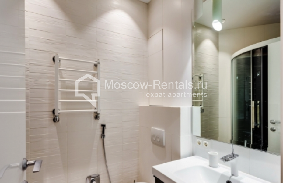 Photo #13 4-room (3 BR) apartment for <a href="http://moscow-rentals.ru/en/articles/long-term-rent" target="_blank">a long-term</a> rent
 in Russia, Moscow, Sosnovaya alleya, 1