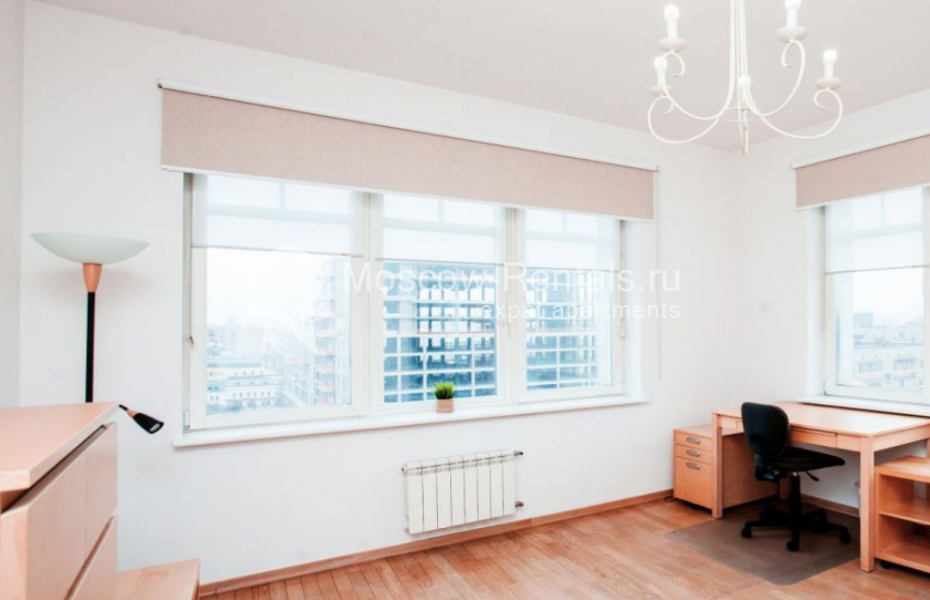 Photo #15 4-room (3 BR) apartment for <a href="http://moscow-rentals.ru/en/articles/long-term-rent" target="_blank">a long-term</a> rent
 in Russia, Moscow, 1st Smolenskyi lane., 17