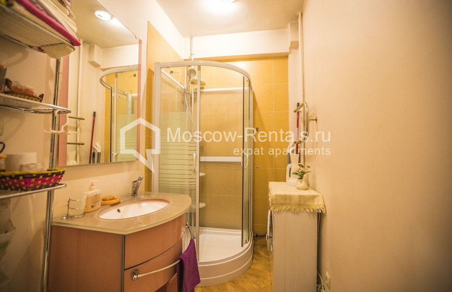 Photo #5 2-room (1 BR) apartment for <a href="http://moscow-rentals.ru/en/articles/long-term-rent" target="_blank">a long-term</a> rent
 in Russia, Moscow, Malaya Dmitrovka str, 31