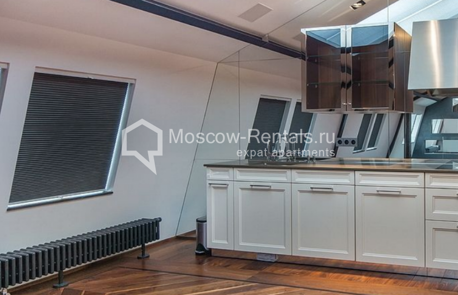 Photo #5 4-room (3 BR) apartment for <a href="http://moscow-rentals.ru/en/articles/long-term-rent" target="_blank">a long-term</a> rent
 in Russia, Moscow, Komsomolskyi prosp, 42 С 2