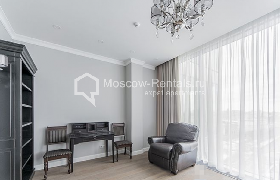 Photo #3 4-room (3 BR) apartment for <a href="http://moscow-rentals.ru/en/articles/long-term-rent" target="_blank">a long-term</a> rent
 in Russia, Moscow, Tsvetnoi blv, 2