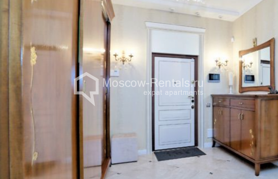 Photo #15 4-room (3 BR) apartment for <a href="http://moscow-rentals.ru/en/articles/long-term-rent" target="_blank">a long-term</a> rent
 in Russia, Moscow, New Arbat str, 27