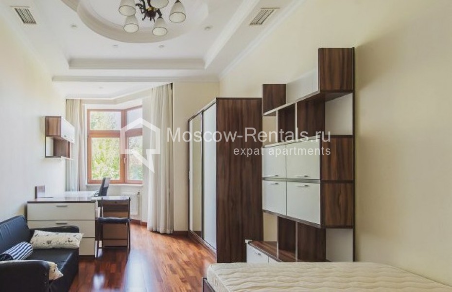 Photo #13 5-room (4 BR) apartment for <a href="http://moscow-rentals.ru/en/articles/long-term-rent" target="_blank">a long-term</a> rent
 in Russia, Moscow, Khlynovskyi tupik, 4