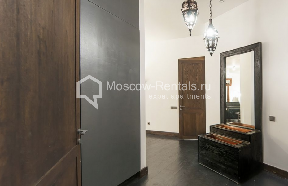 Photo #10 4-room (3 BR) apartment for <a href="http://moscow-rentals.ru/en/articles/long-term-rent" target="_blank">a long-term</a> rent
 in Russia, Moscow, Skaternyi lane, 22