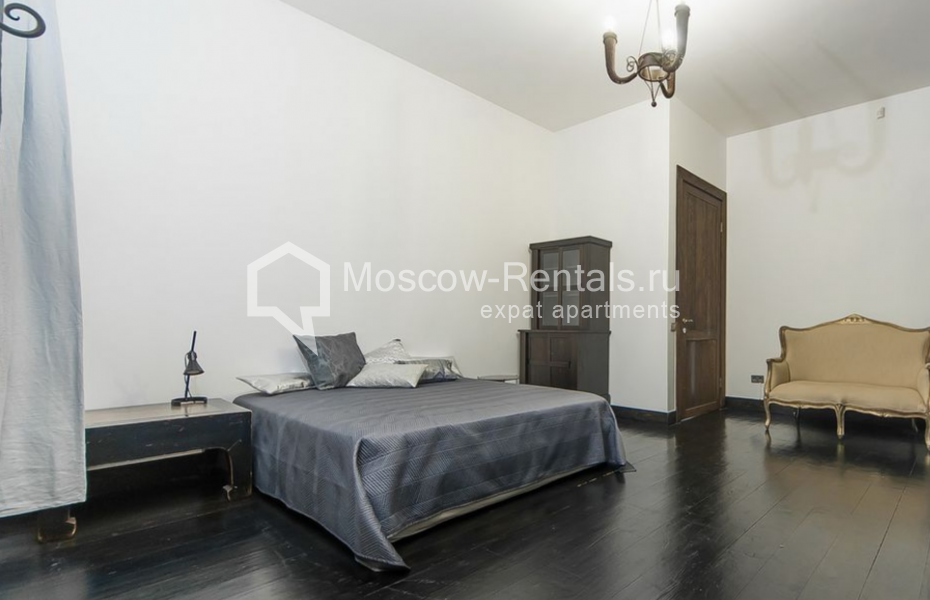 Photo #15 4-room (3 BR) apartment for <a href="http://moscow-rentals.ru/en/articles/long-term-rent" target="_blank">a long-term</a> rent
 in Russia, Moscow, Skaternyi lane, 22