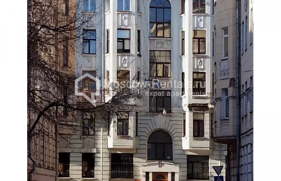 Photo #1 5-room (4 BR) apartment for <a href="http://moscow-rentals.ru/en/articles/long-term-rent" target="_blank">a long-term</a> rent
 in Russia, Moscow, Plotnikov lane, 3