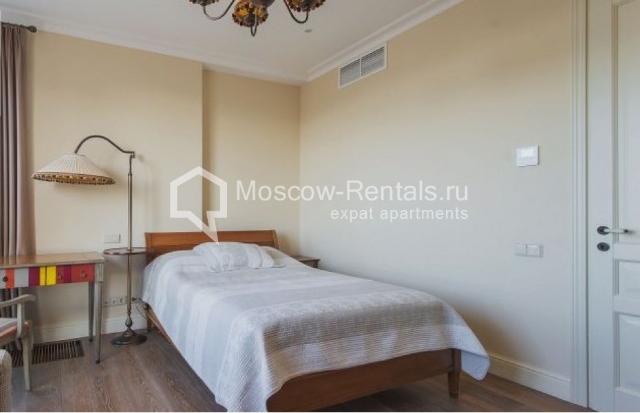 Photo #7 4-room (3 BR) apartment for <a href="http://moscow-rentals.ru/en/articles/long-term-rent" target="_blank">a long-term</a> rent
 in Russia, Moscow, Marshala Koneva str, 14