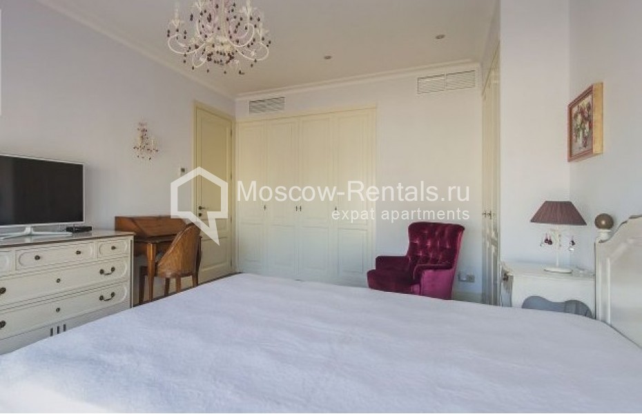 Photo #9 4-room (3 BR) apartment for <a href="http://moscow-rentals.ru/en/articles/long-term-rent" target="_blank">a long-term</a> rent
 in Russia, Moscow, Marshala Koneva str, 14