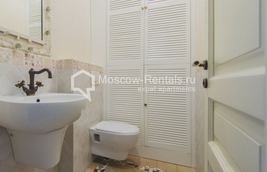 Photo #17 4-room (3 BR) apartment for <a href="http://moscow-rentals.ru/en/articles/long-term-rent" target="_blank">a long-term</a> rent
 in Russia, Moscow, Marshala Koneva str, 14