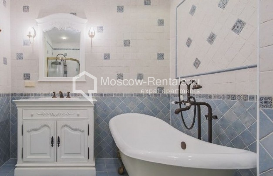 Photo #16 4-room (3 BR) apartment for <a href="http://moscow-rentals.ru/en/articles/long-term-rent" target="_blank">a long-term</a> rent
 in Russia, Moscow, Marshala Koneva str, 14