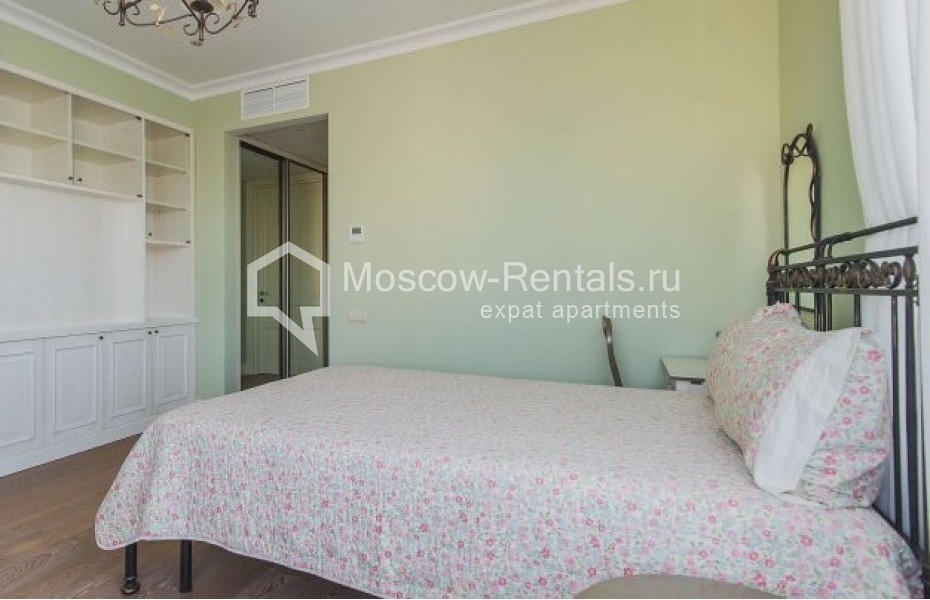 Photo #11 4-room (3 BR) apartment for <a href="http://moscow-rentals.ru/en/articles/long-term-rent" target="_blank">a long-term</a> rent
 in Russia, Moscow, Marshala Koneva str, 14