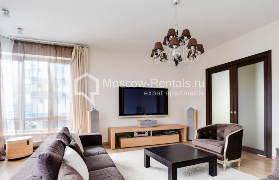 Photo #1 4-room (3 BR) apartment for <a href="http://moscow-rentals.ru/en/articles/long-term-rent" target="_blank">a long-term</a> rent
 in Russia, Moscow, Mosfilmovskaya str, 70 к 6
