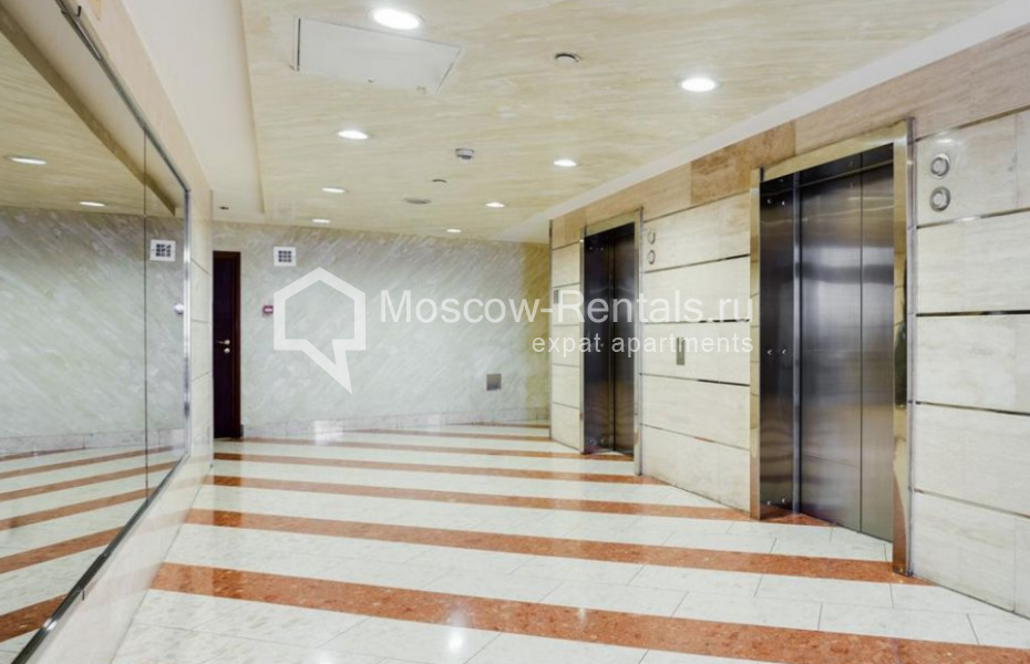 Photo #20 4-room (3 BR) apartment for <a href="http://moscow-rentals.ru/en/articles/long-term-rent" target="_blank">a long-term</a> rent
 in Russia, Moscow, Mosfilmovskaya str, 70 к 6