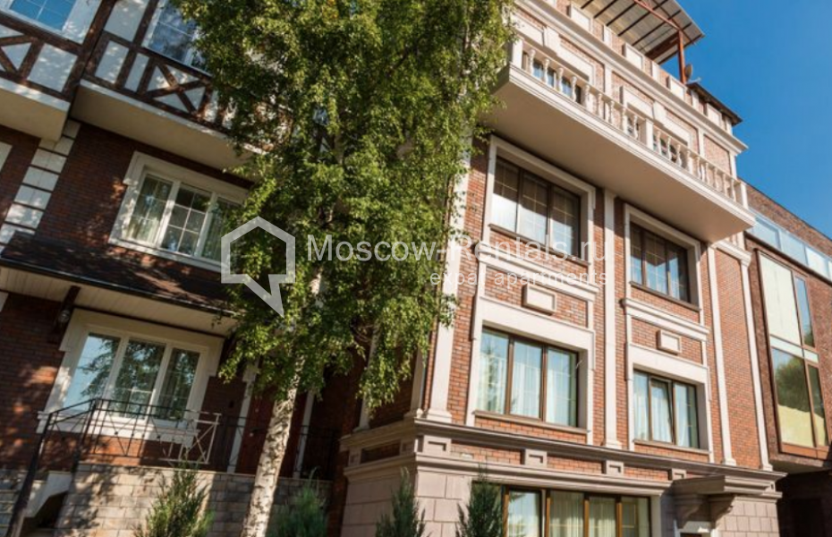Photo #1 House for <a href="http://moscow-rentals.ru/en/articles/long-term-rent" target="_blank">a long-term</a> rent
 in Russia, Moscow, Karamyshevskyi proezd, 11 с 3