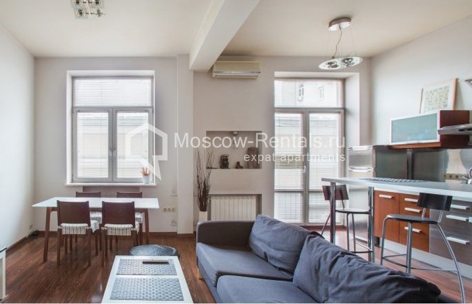 Photo #13 2-room (1 BR) apartment for <a href="http://moscow-rentals.ru/en/articles/long-term-rent" target="_blank">a long-term</a> rent
 in Russia, Moscow, Tverskaya str, 15