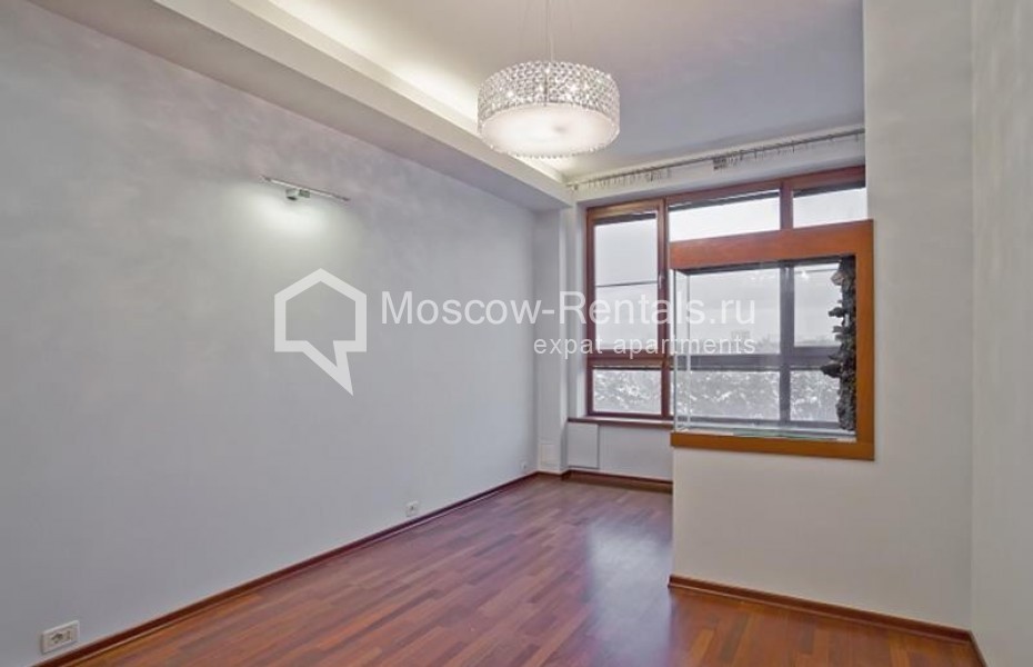 Photo #5 4-room (3 BR) apartment for <a href="http://moscow-rentals.ru/en/articles/long-term-rent" target="_blank">a long-term</a> rent
 in Russia, Moscow, Ivankovskoe shosse,  5