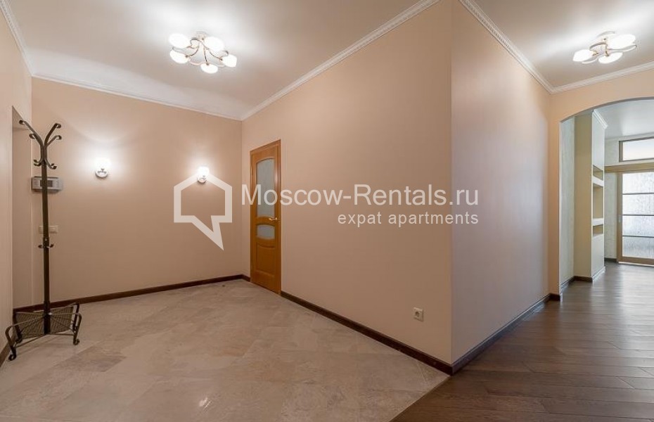 Photo #18 5-room (4 BR) apartment for <a href="http://moscow-rentals.ru/en/articles/long-term-rent" target="_blank">a long-term</a> rent
 in Russia, Moscow, Ivankovskoe shosse, 5