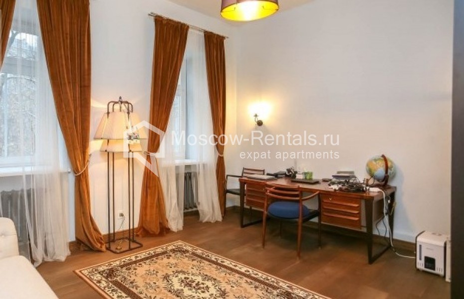 Photo #10 6-room (5 BR) apartment for <a href="http://moscow-rentals.ru/en/articles/long-term-rent" target="_blank">a long-term</a> rent
 in Russia, Moscow, B. Afanasievskyi lane, 22