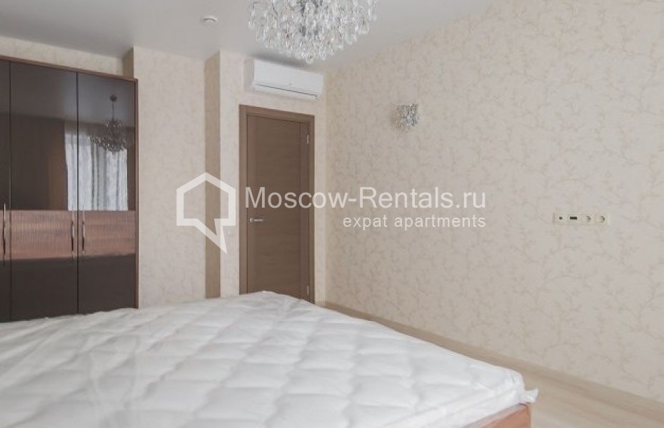 Photo #7 2-room (1 BR) apartment for <a href="http://moscow-rentals.ru/en/articles/long-term-rent" target="_blank">a long-term</a> rent
 in Russia, Moscow, Bolshaya Sadovaya str, 5