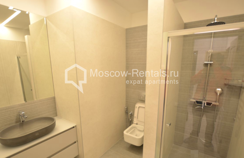 Photo #8 2-room (1 BR) apartment for <a href="http://moscow-rentals.ru/en/articles/long-term-rent" target="_blank">a long-term</a> rent
 in Russia, Moscow, Bolshaya Sadovaya str, 5 к 1