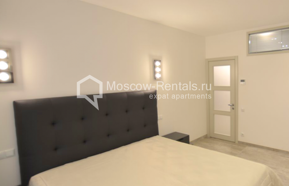 Photo #7 2-room (1 BR) apartment for <a href="http://moscow-rentals.ru/en/articles/long-term-rent" target="_blank">a long-term</a> rent
 in Russia, Moscow, Bolshaya Sadovaya str, 5 к 1
