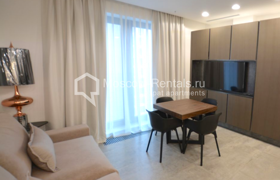 Photo #2 2-room (1 BR) apartment for <a href="http://moscow-rentals.ru/en/articles/long-term-rent" target="_blank">a long-term</a> rent
 in Russia, Moscow, Bolshaya Sadovaya str, 5 к 1